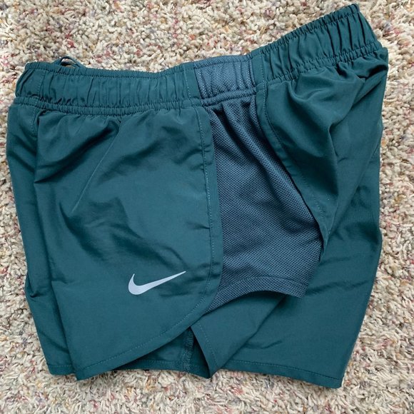 Nike Women's Running Shorts - Picture 2 of 4